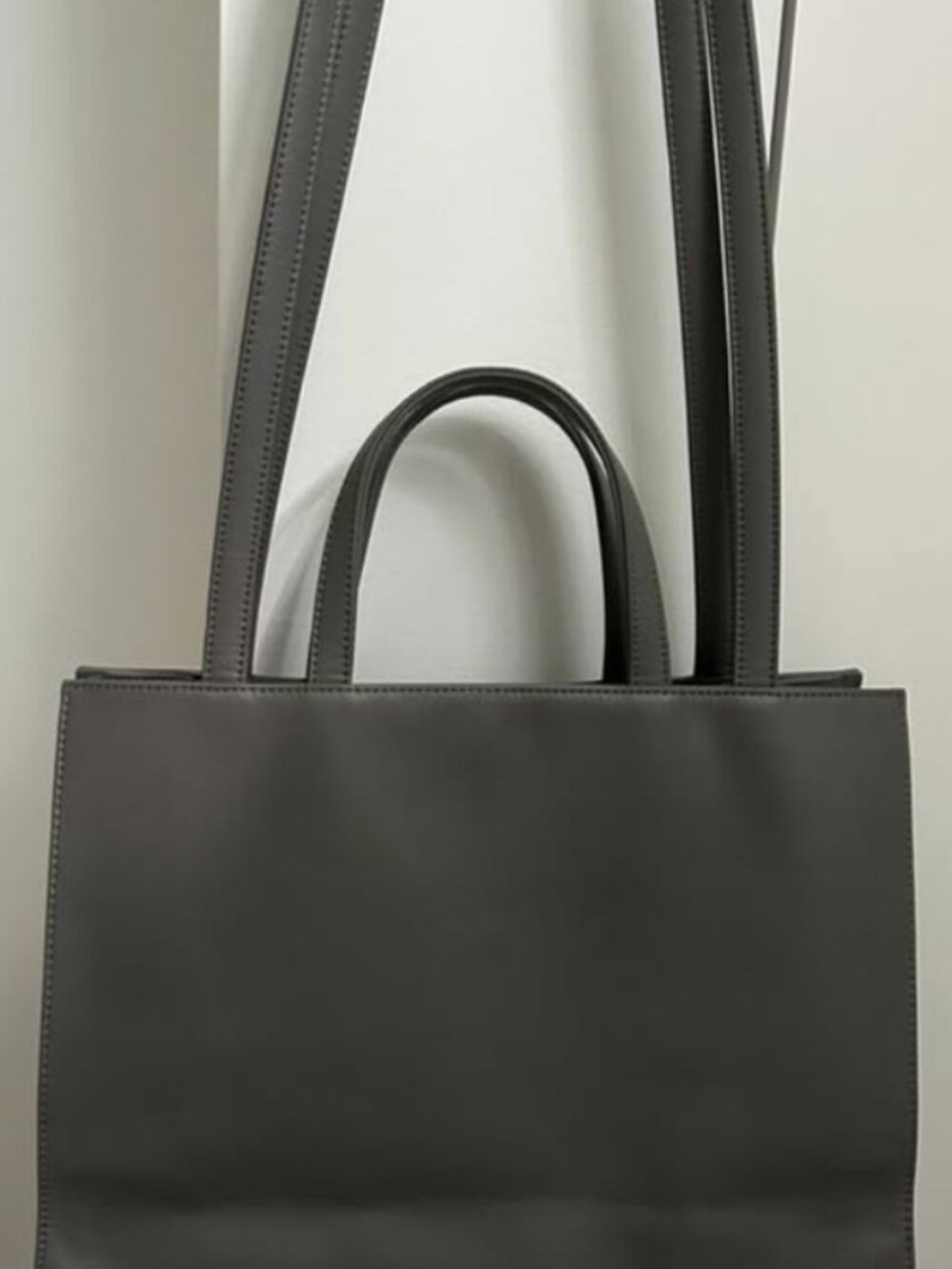 telfar tote bag/messenger bag, medium size in grey - Picture 4 of 7